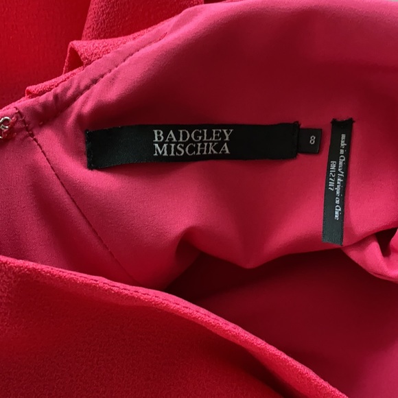 Badgley Mischka Fusia low back formal dress (Size 8) Altered to fit a size 6 - Picture 3 of 3